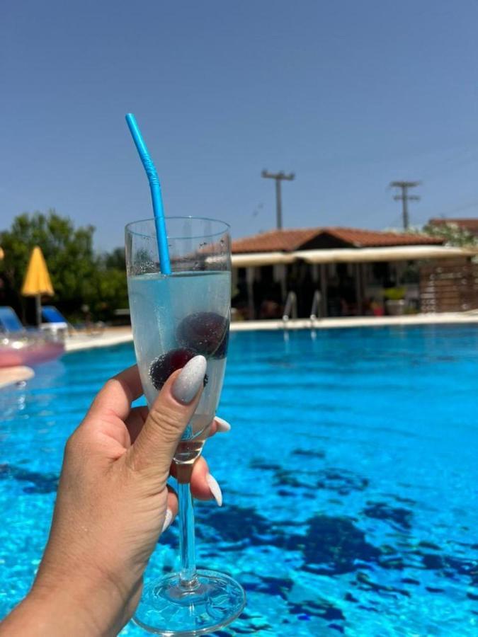 Lecini With Pool, By Zantewize Lejlighedshotel Laganas