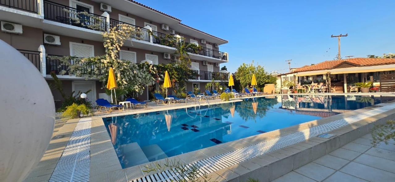 Lecini With Pool, By Zantewize Lejlighedshotel *